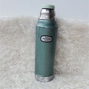 Vintage 1980s Green aladdins Stanley Thermos 32oz